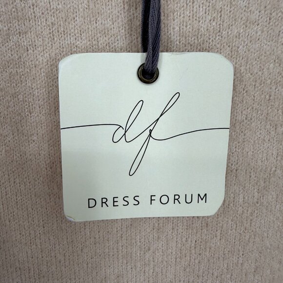 Dress Forum Ruffle Trim Cropped Sweater M Relaxed Fit Beige Tan Pullover NWT - Picture 8 of 12